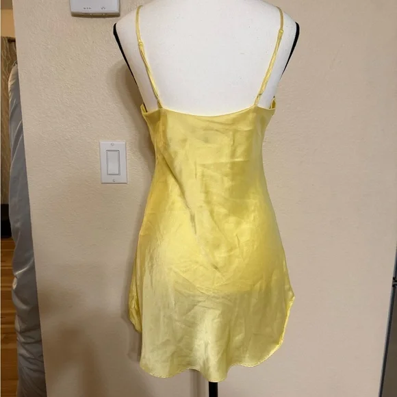VTG Victoria’s Secret Silk Small Slip Dress Chemise Nightgown Adjustable Straps - Picture 3 of 9